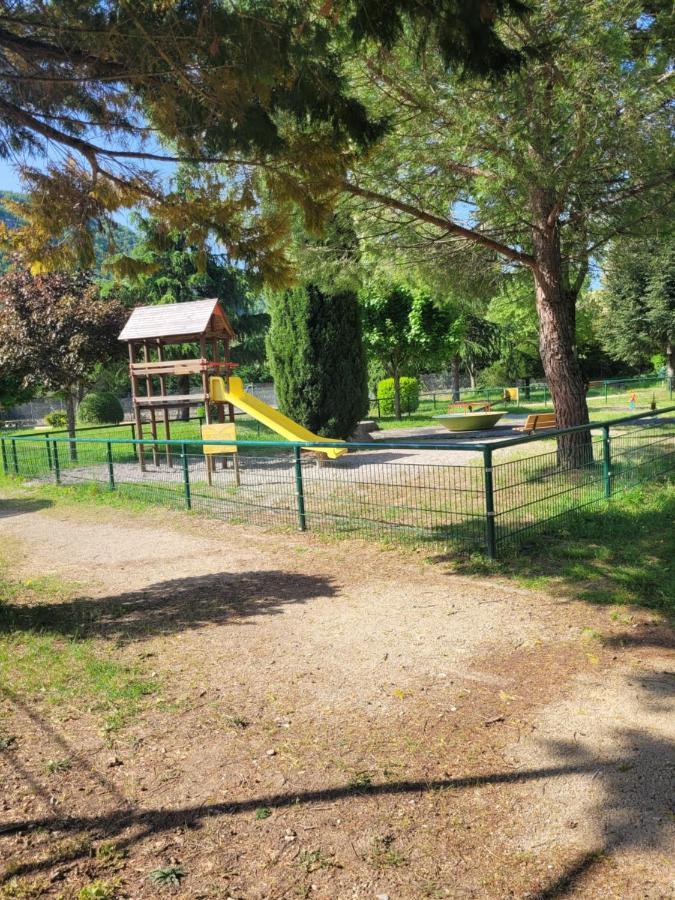 Appartement Ardeche Vallee De L'Ouveze Sans Exterieur Mais A Proximite De Parcs Flaviac エクステリア 写真